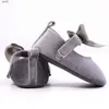Sandaler trendiga eleganta bowknot Mary Jane -skor för babyflickor Lätt icke -slip mjuka plattskor för inomhus utomhusfest alla SC24318