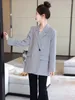 Women's Suits LANMREM Gray Blazers For Women Notched Long Sleeves Single Button Fashion Coat Office Lady Clothing 2024 Spring 2DA3821