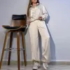 Pantalon de deux pièces pour femmes 2024 Automne Chemise imprimée à rayures Femmes Deux pièces Ensemble de mode Revers et High Street Dames Lâche Longue