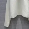 23 Nouveau pull à la mode haut de gamme à manches longues Top Slim Pull Manteau Designer Pull Blanc Mince Chemise Tricotée Femmes Printemps Automne Vêtements