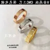 Skruv Carter Rings Nail V-Gold Love Classic Thread Wide smal ring Kvinnor Tjock plätering Rose Gold Fashion Light Luxury Par