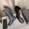 Version haute 2022 nouvelles petites bottes de vent et de pluie parfumées bottes au genou pour femmes bottes longues à fond plat C doublure intérieure rouge bottes de chevalier à tube long