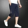 Herrbyxor sommar tunna is silkeshorts bokstav tryckning lös elastisk midja fast färg sport casual mode män kläder