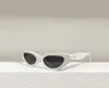 Tasarımcı Cateye Güneş Gözlüğü Kadınlar Beyaz Gri Lens Güneş Gözlükleri UV400 Production Eyewear4882594