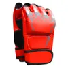 Equipaggiamento protettivo Adulto MMA Boxing Sandbag Combattimento Combattimento Allenamento Guanti mezze dita in finta pelle Comodo traspirante Resistente all'usura Durevole yq240318