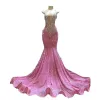 Prom Lange jurken Sexy Mermaid Sparkly Pink Proces Black Girls Kristallen kralen Illusie Evening Formele gala partyjurken Lafted Lace Deep V Neck Dress Ed Ed Ed Ed Ed Ed Ed ED