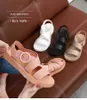 HBP Chaussures décontractées végétaliennes sans marque Pantoufles multifonctions pour adolescents Sandales pour femmes bon marché