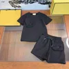 Marca roupas de bebê com aba bolso crianças manga curta conjunto de duas peças meninas fatos de treino tamanho 110-160 cm verão meninos t camisa e shorts 24mar