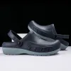 Sandals Chef Shoes for Men Summer Antislip Kitchen Shoes Comfortable Garden Clogs Waterproof Sandal Plus Size Beach Sandals Platform