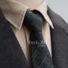 デザイナーのネクタイ怠zip的なジッパービジネススーツ格子縞の模倣ウール男性のためのウールグレー韓国語バージョン{カテゴリ}
