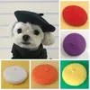 Vêtements de chien 1 PC Béret Chapeau Pet Coloré Laine Mini Décor Chat Chapeaux Pographie Props Fournitures 2024 Mode