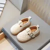 Shildren's Girl Sneaker Leather Shoes T-Strap Sying Stylish Comfy Kids Flat Shoes For Children Shoes Girls 2 to 8 Years 240304