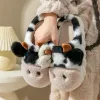 Slippers Novelty Cow Slippers Woman's Indoor Funny Animal Chaussures Big Taille 45 Femmes Hiver Mules chaudes Ladies Slimes Slippers Livraison gratuite