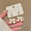 Dangle Earrings Korean Earingsファッションジュエリー模倣Womeアクセサリーのパールボウステートメントスタッドペンディエンテス卸売