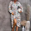 Robes décontractées Holiday Maxi Prints Robe Femmes Stand Up Cou À Manches Longues Cravate Lâche Taille Swing Robes Para Mujer