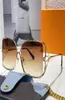 Designer New PETAL SQUARE Sunglasses Mens ou Womens Moda Estilo Casual Personalidade Metal Frames Womens Party Club Beach Vacation6983587