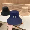 مصمم دلو قبعة رسالة عارضة أزياء تطريز قبعة الرجال نساء الصياد القبعات حديقة الشمس شاطئ البيسبول أغطية بيسبول