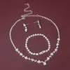Set di orecchini e braccialetti con collana di diamanti e acqua in stile cinese alla moda per le donne