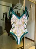 costumi da bagno firmati bikini costume da bagno firmato costume da bagno sexy costume intero Backless Protezione solare ad asciugatura rapida Fiocco Vita alta Scava fuori triangolo pieghettato R1