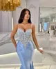 Baby Blue Mermaid Sukienka Promowa Kryształowe paski pokrytą Formalne sukienki wieczorowe Eleganckie sukienki na specjalne okazje zamiatanie Train Plats Robe de Soiree