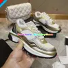 2024 Designer Scarpe da corsa Chanelshoes Brand Channel Sneakers Donna Luxury Lace-Up Scarpe casual Classic Trainer Sdfsf Tessuto effetto pelle scamosciata City Gsfs 666