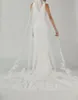 Floreale Nuova immagine reale Veli da sposa Bianco Avorio Champagne 2,5 Yard Lunghezza cappella Voile Mariage Appliques Pizzo Accessori da sposa su misura