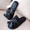 Botlar Yeni Moda Saten Taklit İpek Yay Peep Toe Ev Terlik Kadın Sandalet Ayakkabılarda Kaymalar Kadın Yatak Odası Terlik Flip Flops LL875