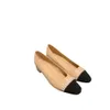 Дизайнерские туфли на каблуке, сандалии Chaneles, сандалии с жемчужной спинкой, пустые женские тапочки для отдыха, подходящие по цвету туфли на плоской подошве с квадратной головкой и толстым каблуком D8BE