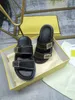 Designer skor kvinnor man sandaler hög kvalitet kvinnor glider kristall kalv läder casual skor quiltad plattform sommarstrand toffel 35-45 med låddammväska