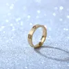 parafuso Carter Rings prego a anel de aço de titânio de seis diamantes para homens mulheres com temperamento elegante incrustado de diamante em jóias inoxidáveis x85k