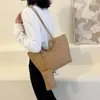 Sac Linggetote léger de luxe pour femmes, grande capacité, petit vent parfumé, chaîne à main, asymétrique épaule dénudée, nouvelle collection automne et hiver