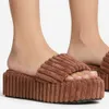 HBP Non-Brand Donna nuovo stile estivo di grandi dimensioni con suola spessa asciugamano pantofole di peluche pantofole da casa open-toe moda donna