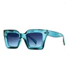 Lunettes de soleil de marque de mode rétro femmes Designer bleu violet carré lunettes de soleil hommes nuances femmes ongles lunettes UV400