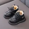 Botas Otoño Invierno Bebé Niño Montar Zapatos para niños Niños Niñas Nieve Moda Cuero Suave Antideslizante Deporte Correr