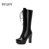 Stivali byqdy women che allacciano stivali alti pellicce all'interno degli stivali caldi inverno moda tacco quadrato nero spessi tacchi alti scarpe piattaforma