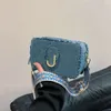 2024 Bolsa de câmeras de primavera/verão Bolsa de jeans personalizada Saco de ombro largo Saco pequeno Luz de luxo de um ombro para mulheres