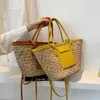 Top Shoulder Bags Fashion Designer Handbags Woven Tote Bag Beach Travel Vegetable Basket Portable Straw Single Messenger Bag 240311