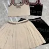 Set di gonne a canotta lavorate a maglia da donna a righe con lettera Set di design di lusso eleganti gonne a canotta abiti casual sexy primaverili canotte a maglia Set di maglieria