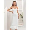 Grundläggande avslappnade klänningar Beaukey White Off Shoder Ruffle Trim Bandage Dress 2023 för kvinnor sjöjungfru Bow Elegant Bodycon Bustier Vestido Otbum