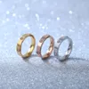 Skruv Carter-ringar Spikar sex-diamant titanstålring för män Kvinnor med elegant temperament Diamond Inlagd rostfritt smycken A06Z