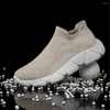 Buty swobodne poślizgnięcia Numer 44 Sneakers Mężczyźni 2024 Biały bieganie chłopców sportowych Footwear LOOFERS TENISSACKULINY Niezwykłe 2024G YDX1