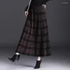 スカートファッションの女性服が厚く長い格子縞のニットフォールドスカート秋冬の韓国カジュアルハイウエストaラインビッグヘム