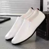 HBP Non di marca Vendita calda Cool Cheap Outdoor Leisure Slip On Fitness Tennis Badminton Jogging Scarpe da passeggio per uomo Prezzo basso