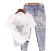 Station européenne Denim ensemble femmes été 2024 nouveau perlé brodé 3D fleur à manches courtes T-shirt + jean court en détresse