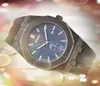 Relogio Masculino 42mm Military Sports Men Watchesファッションモーターレーシングユニークなゴムステンレススチールバンドクロッククォーツムーブメントファクトリーストアグッズウォッチギフト