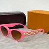 Designer Mens Sunglasses Womens Sunglass Flowers Letters Sun Glass Grid Reflective Goggle Adumbral 8 Colors Option Eyeglasses