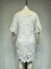Sukienki imprezowe Eleganckie kobiety Summer Solid Kolor Sukienka pusta Design Design Lace Decor Dostrzegaj przez Naszyk Numonk Slim Mini