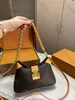 En iyi tasarımcı ikiz omuz çantası kadınlar deri crossbody lüks cüzdan mini çantalar tasarımcı kruvasan çantası kahverengi çiçek gündelik el çantası