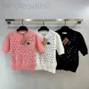 Kadın T-Shirt Tasarımcısı Erken Bahar Yeni Miu Nanyou Gaoding İşe Gidiş Stili Basit ve Zayıflama Ağır Endüstrisi Tırnak Boncuk Slim Fit Örme Top Tkuy