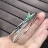 Designer Tiffancy Bracelet Noeud Nouveau produit incrusté de diamant vert v Bracelet en or Design de mode Personnalité avancée Noeud papillon Bracelet enveloppé de corde